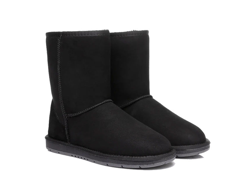 SALE. CLASSIC SHORT ugg boots. FREE Worldwide Shipping.